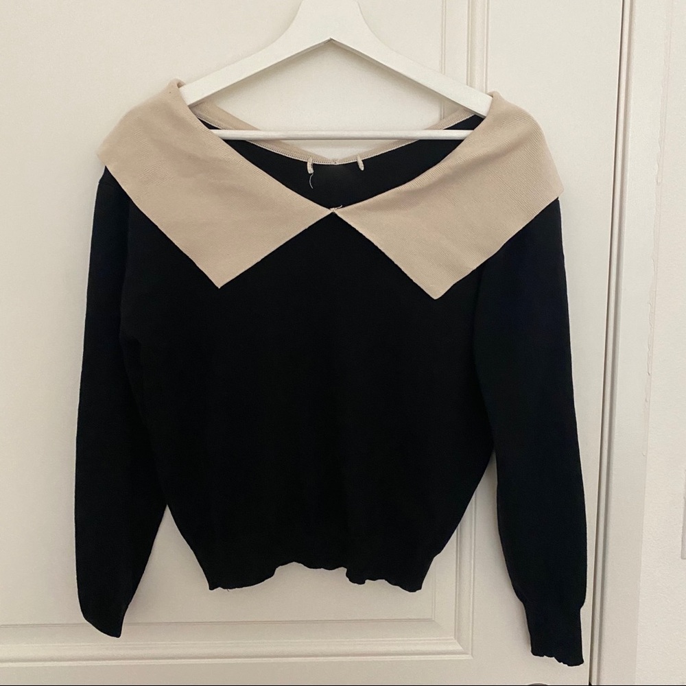 Off shoulder knit top